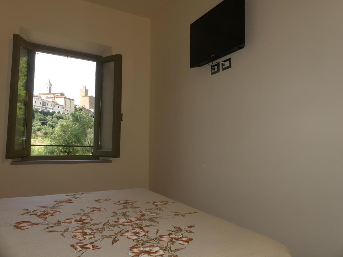 Helichrysum Bed & Breakfast Vinci Bagian luar foto