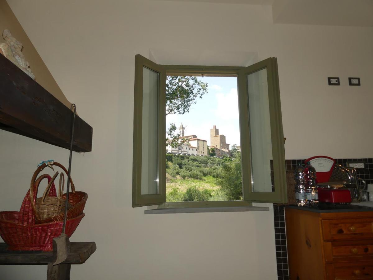 Helichrysum Bed & Breakfast Vinci Bagian luar foto