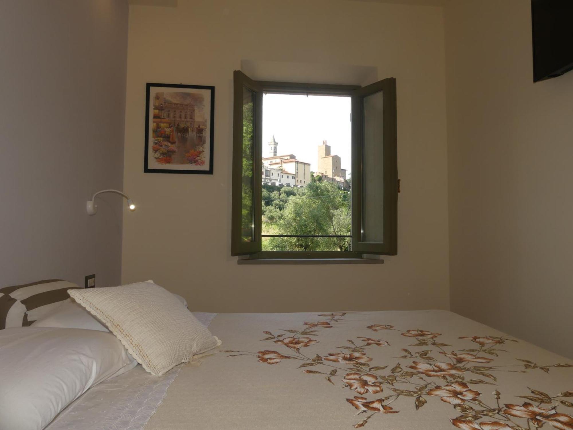 Helichrysum Bed & Breakfast Vinci Bagian luar foto