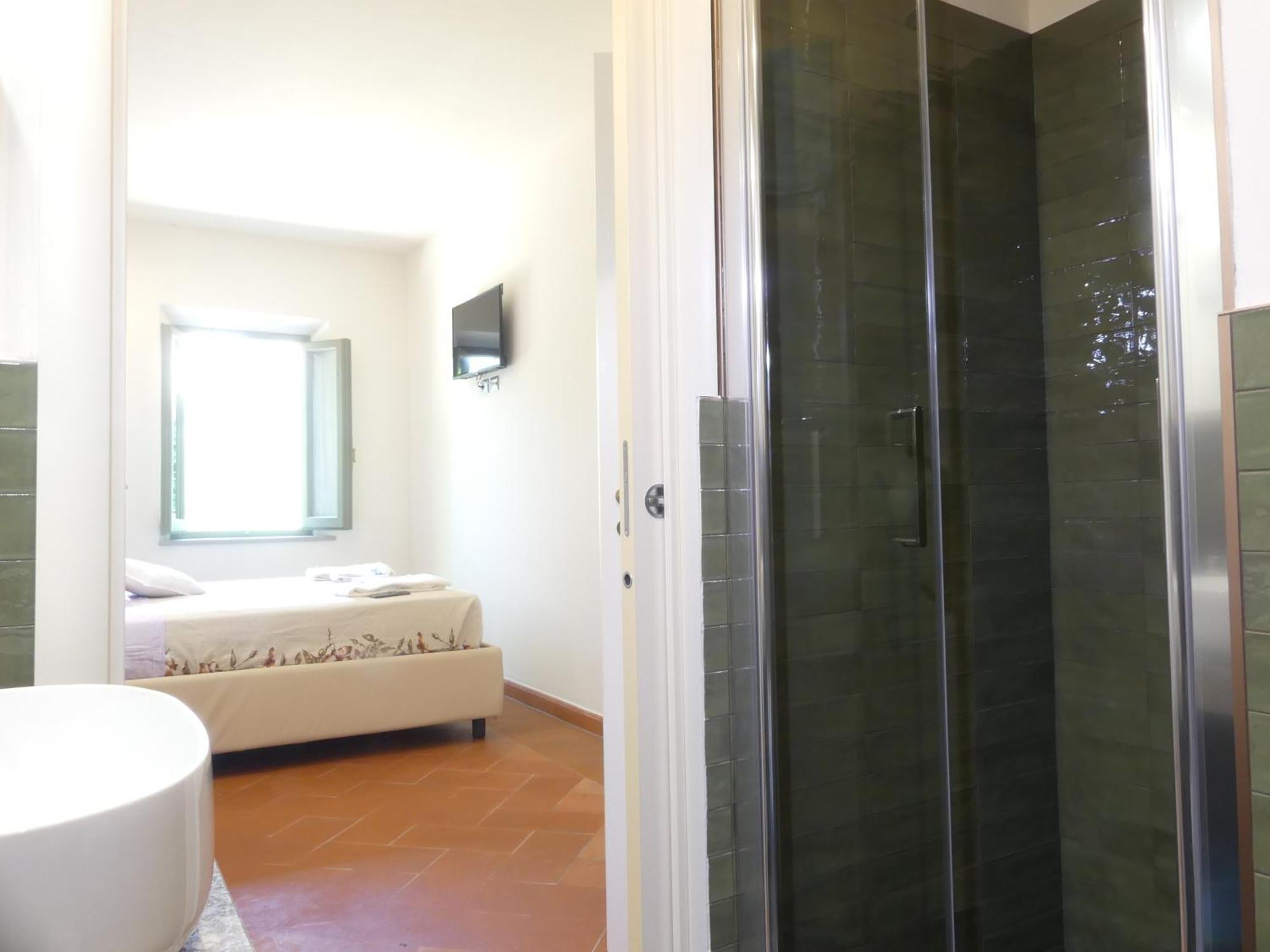Helichrysum Bed & Breakfast Vinci Bagian luar foto